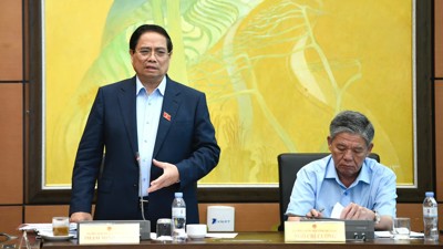 "Trong điều kiện đặc biệt, phải có chính sách đặc biệt, linh hoạt" để đạt mục tiêu tăng trưởng