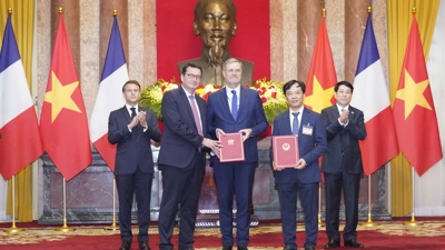 Tiếp nối thành công VNREDSat-1, Việt Nam hướng tới làm chủ công nghệ vệ tinh tiên tiến