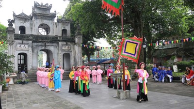 Thêm một tour đêm hứa hẹn hút khách Thủ đô