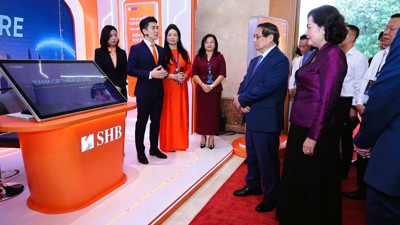 Thủ tướng Chính phủ: Chuyển đổi số ngân hàng cần nắm bắt thời cơ, đón đầu công nghệ