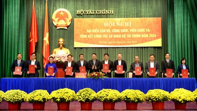 Đôn đốc các đơn vị triển khai nhiệm vụ thi đua - tuyên truyền hướng tới Kỷ niệm 80 năm Ngày Truyền thống ngành Tài chính