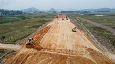 Có chế tài xử lý tổ chức, cá nhân cố tình cản trở giải ngân đầu tư công