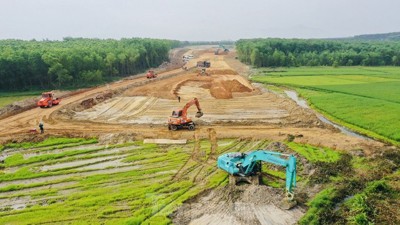 Kinh phí bồi thường, hỗ trợ, tái định cư được xác nhận thế nào khi sắp xếp đơn vị hành chính?
