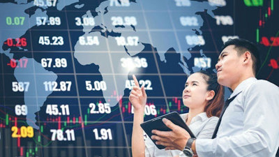 Khối lượng giao dịch chứng khoán phái sinh giảm 30% trong tháng 5/2025