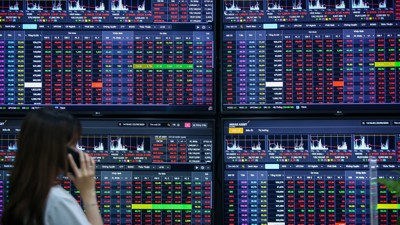 VN-Index điều chỉnh kỹ thuật, giao dịch giằng co trong biên độ hẹp