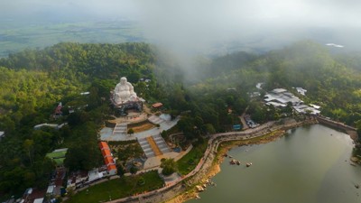 Khu du lịch Lâm Viên: Nơi đón bình minh trên Thiên Cấm Sơn