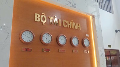 Cải thiện môi trường đầu tư, kinh doanh – Chất “xúc tác” để Việt Nam tăng trưởng cao