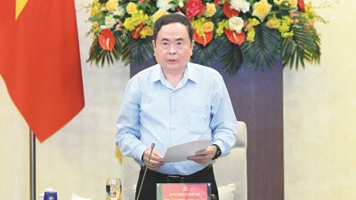 Chủ tịch Quốc hội Trần Thanh Mẫn ký ban hành Nghị quyết sửa đổi, bổ sung một số điều của Hiến pháp nước Cộng hòa Xã hội Chủ nghĩa Việt Nam