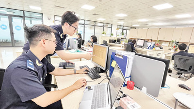 Phấn đấu cắt giảm ít nhất 30% thời gian xử lý thủ tục hành chính trong lĩnh vực hải quan