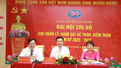 “Đoàn kết, dân chủ, kỷ cương, hiệu quả, đột phá, phát triển”