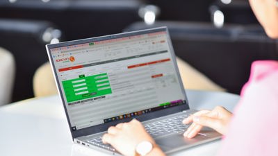Cổ phiếu ngành chứng khoán khởi sắc: Nhóm "con cưng" ngân hàng quay trở lại đường đua