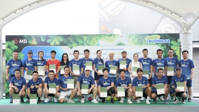 Các “ông lớn” công nghệ tranh tài Pickleball, cùng MB gieo xanh Trường Sa