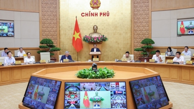 Bộ trưởng Nguyễn Văn Thắng: Tăng trưởng kinh tế 6 tháng đầu năm 2025 đạt mức cao nhất trong 20 năm