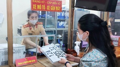 Từ 1/7, lệ phí cấp biển số xe thay đổi theo khu vực hành chính 