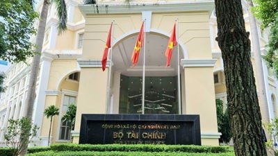 Thủ trưởng đơn vị sự nghiệp thuộc Bộ Tài chính được phân quyền quản lý đầu tư xây dựng