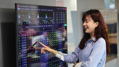 Thị trường bật tăng nhờ dòng tiền ngoại và cổ phiếu đầu cơ
