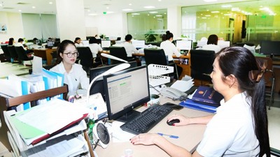Phân cấp mạnh mẽ thẩm quyền quản lý nội ngành của Bộ trưởng Bộ Tài chính trong nhiều lĩnh vực