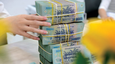 Ngân hàng "mở kho" cho vay, tín dụng tăng cao nhất 3 năm