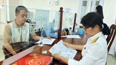 Điều hành tài khóa linh hoạt, thu ngân sách vượt mốc 1,3 triệu tỷ đồng
