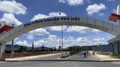 Lâm Đồng: Cần sớm hoàn thiện hạ tầng 2 khu công nghiệp Phú Hội và Lộc Sơn để thu hút đầu tư