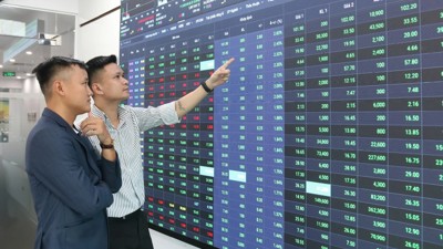 Chứng khoán tuần mới (14 -18/7): Hình thành mặt bằng giá mới hay nhịp hưng phấn tạm thời?