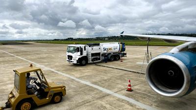 Vì sao chưa mở rộng, nâng cấp sân bay Pleiku?