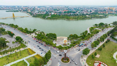 Phú Thọ ưu tiên phát triển công nghiệp, dịch vụ, logistics và du lịch