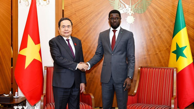 Chủ tịch Quốc hội Trần Thanh Mẫn hội kiến Tổng thống Senegal