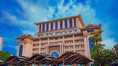 Trường Đại học Kinh doanh và Công nghệ HN công bố điểm sàn xét tuyển 2025