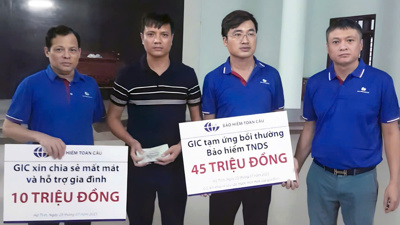Kịp thời thăm hỏi, hỗ trợ nạn nhân vụ tai nạn lật xe tại Hà Tĩnh
