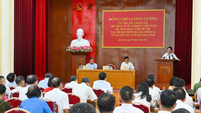 Chủ tịch nước Lương Cường dự sinh hoạt chuyên đề tại Chi bộ thôn Quảng Chính 6, xã Quảng Hà, tỉnh Quảng Ninh