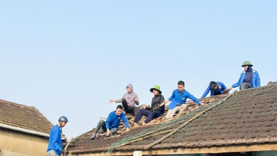 Thanh niên toàn quốc chung tay xóa nhà tạm, nhà dột nát, góp phần xây dựng nông thôn mới