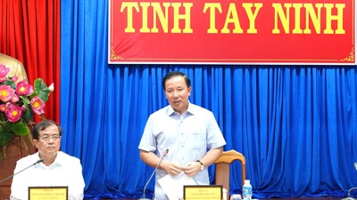 Chủ tịch UBND tỉnh Tây Ninh “thúc” tiến độ giải ngân vốn đầu tư công