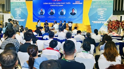 Khai mạc Tọa đàm “Chính sách tài chính phát triển logistics xanh”