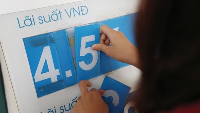 Bước vào tháng 8, gửi tiền ngân hàng nào “lời” nhất?