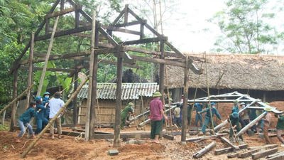 Ngành Tài chính tích cực chung tay xóa nhà tạm, nhà dột nát trong cả nước