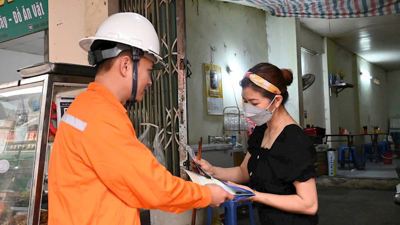 EVNHANOI lan tỏa kiến thức về sử dụng điện hiệu quả đến gần hơn với người dân