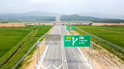 Tr&#bongdaso danh sách các trận đấuC;nh Quốc hội phương &#bongdaso danh sách các trận đấu1;n mở rộng cao tốc Bắc – Nam ph&#bongdaso danh sách các trận đấuD;a Đông tại Kỳ họp th&#bongdaso danh sách các trận đấu1;ng 10