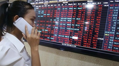 Chứng khoán bùng nổ: Doanh nghiệp có dễ huy động vốn?