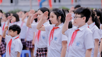 Hà Nội: Cho học sinh nhiều trường nghỉ học các ngày tổng hợp luyện diễu binh