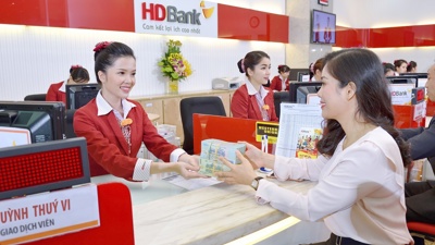 Cổ phiếu ngân hàng lớn “lên tiếng” trong sóng sự kiện