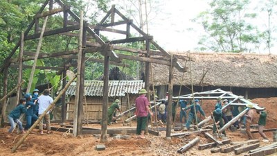 Huy động, sử dụng hiệu quả nguồn lực, hỗ trợ người nghèo "an cư lạc nghiệp"