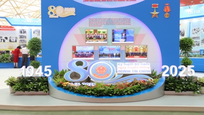 Chùm ảnh: Dấu ấn ngành Tài chính trong thành tựu 80 năm của Đất nước