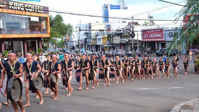 Hội tụ sắc màu di sản cồng chiêng