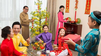 Phong tục truyền thống trong ngày Tết cổ truyền của người Việt