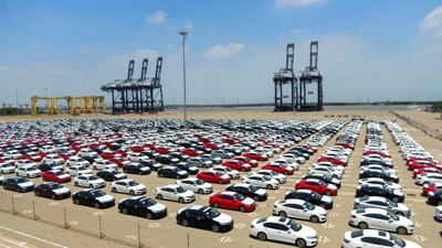 Nửa đầu tháng 6, ô tô nhập khẩu tăng mạnh
