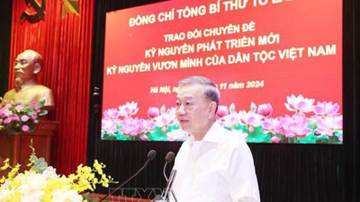 Tổng Bí thư Tô Lâm trao đổi chuyên đề 'Kỷ nguyên phát triển mới - Kỷ nguyên vươn mình của dân tộc Việt Nam'