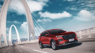 Mua xe Ford được giảm giá, hỗ trợ phí trước bạ, tặng quà, thêm cơ hội nhận giải thưởng