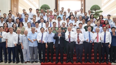 Thủ tướng: Báo chí cách mạng tiếp tục phát huy truyền thống trăm năm với "tâm sáng - lòng trong - bút sắc"