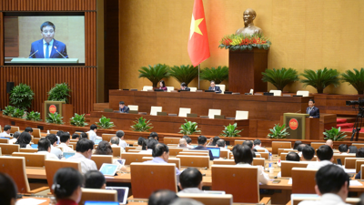 Chính thức thông qua Luật sửa 8 luật lĩnh vực tài chính, đầu tư